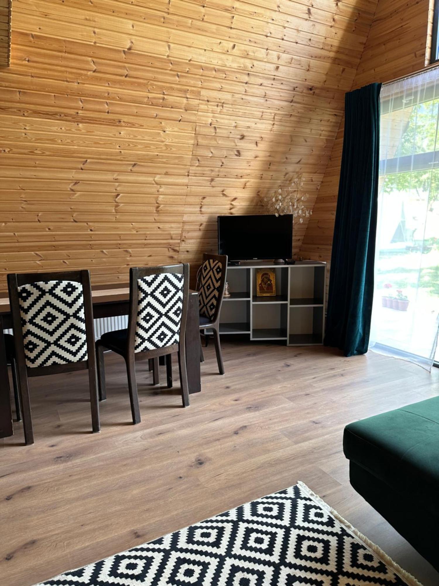 The Frog Glamping Hotel Horezu Kültér fotó