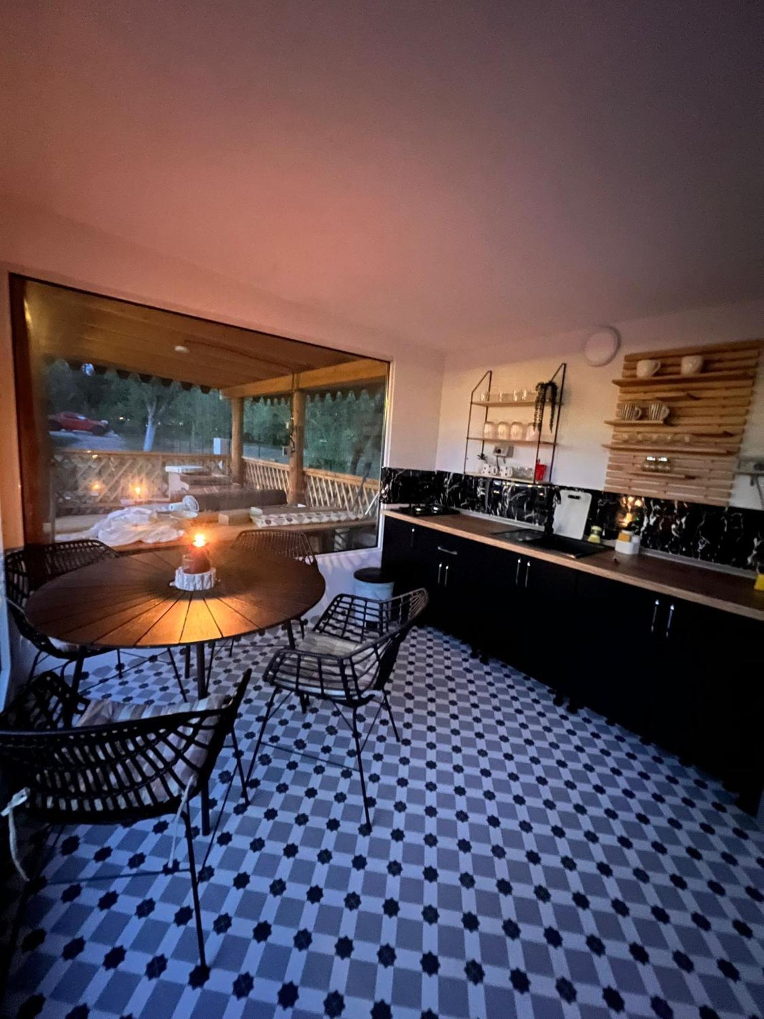The Frog Glamping Hotel Horezu Kültér fotó